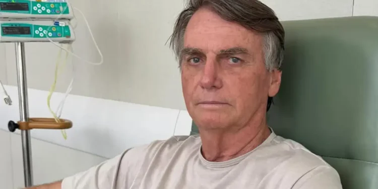 Bolsonaro recebe autorização para atendimento odontológico fora da prisão domiciliar