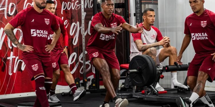CRB se prepara para enfrentar o Athletic após recorde de público em Alagoas