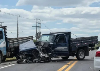 Grave colisão na BR-316 deixa condutores feridos no Sertão de Alagoas