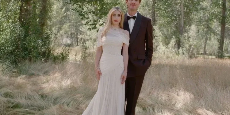 Emma Roberts revela detalhes emocionantes de seu casamento com Cody John