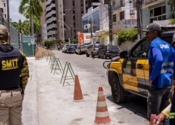 Operação Usurpação: DMTT recolhe quase 800 cones e objetos em Maceió