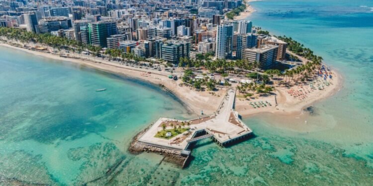 Alagoas amplia investimentos em turismo para fortalecer economia e atrair visitantes