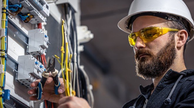 Inscrições abertas para curso gratuito de Eletricista Industrial em Arapiraca