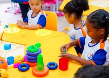 Nova creche bilíngue amplia cuidados e educação para 600 crianças em Benedito Bentes