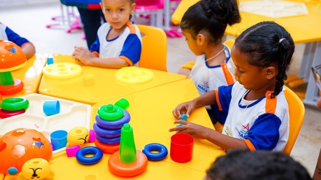 Nova creche bilíngue amplia cuidados e educação para 600 crianças em Benedito Bentes