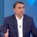 Flávio Bolsonaro utiliza anotações na mão durante sabatina; entenda o conteúdo