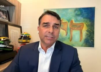 TSE determina restabelecimento de filiação de Flávio Bolsonaro ao PL e exclusão do vínculo com o Missão