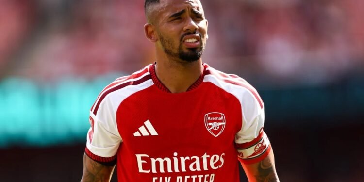 Gabriel Jesus passará por exames no Barcelona antes de transferência