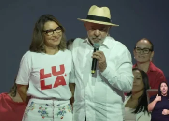 Presidente Lula confunde Janja com Marisa em evento e gera repercussão