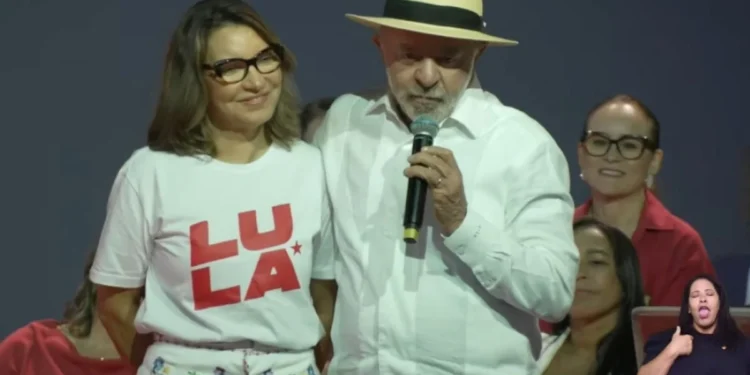 Presidente Lula confunde Janja com Marisa em evento e gera repercussão