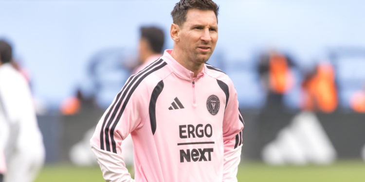 Messi anuncia o fim de sua trajetória na seleção argentina