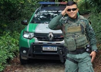 Policial militar é encontrado carbonizado dentro de veículo em Fortaleza