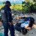 Operação policial resulta na prisão de cinco suspeitos e apreensão de crack na praia da Jatiúca