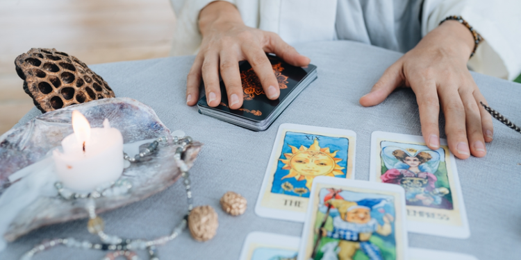 Previsões do Tarot para os Signos em 30/08/2026