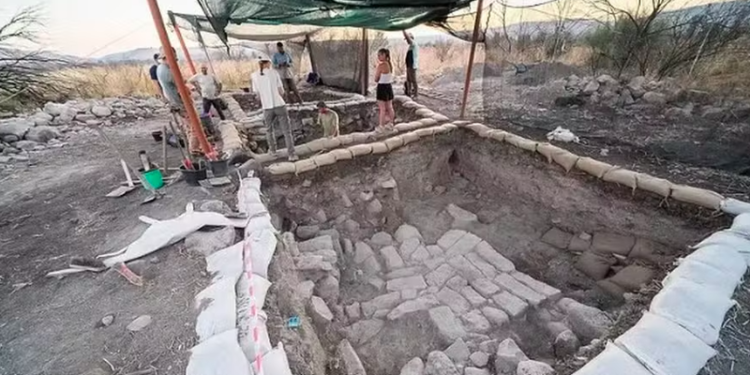 Arqueólogos descobrem cidade ligada a milagres de Jesus
