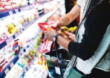 Entenda como são determinados os prazos de validade dos alimentos