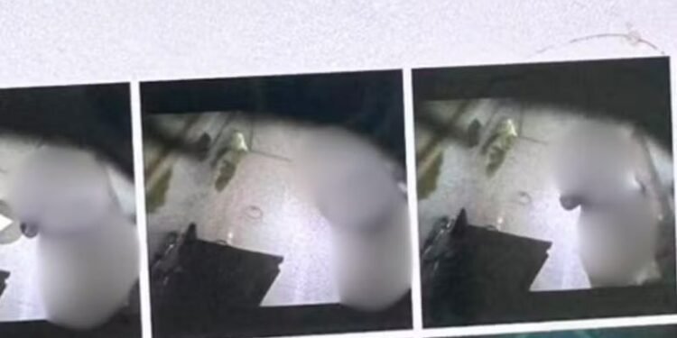 Mulher encontra câmera no banheiro do trabalho e descobre ser filmada pelo patrão