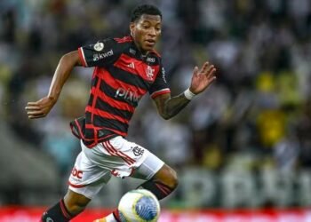 Flamengo: Dínamo de Moscou desiste de contratar Plata mesmo após anúncio
